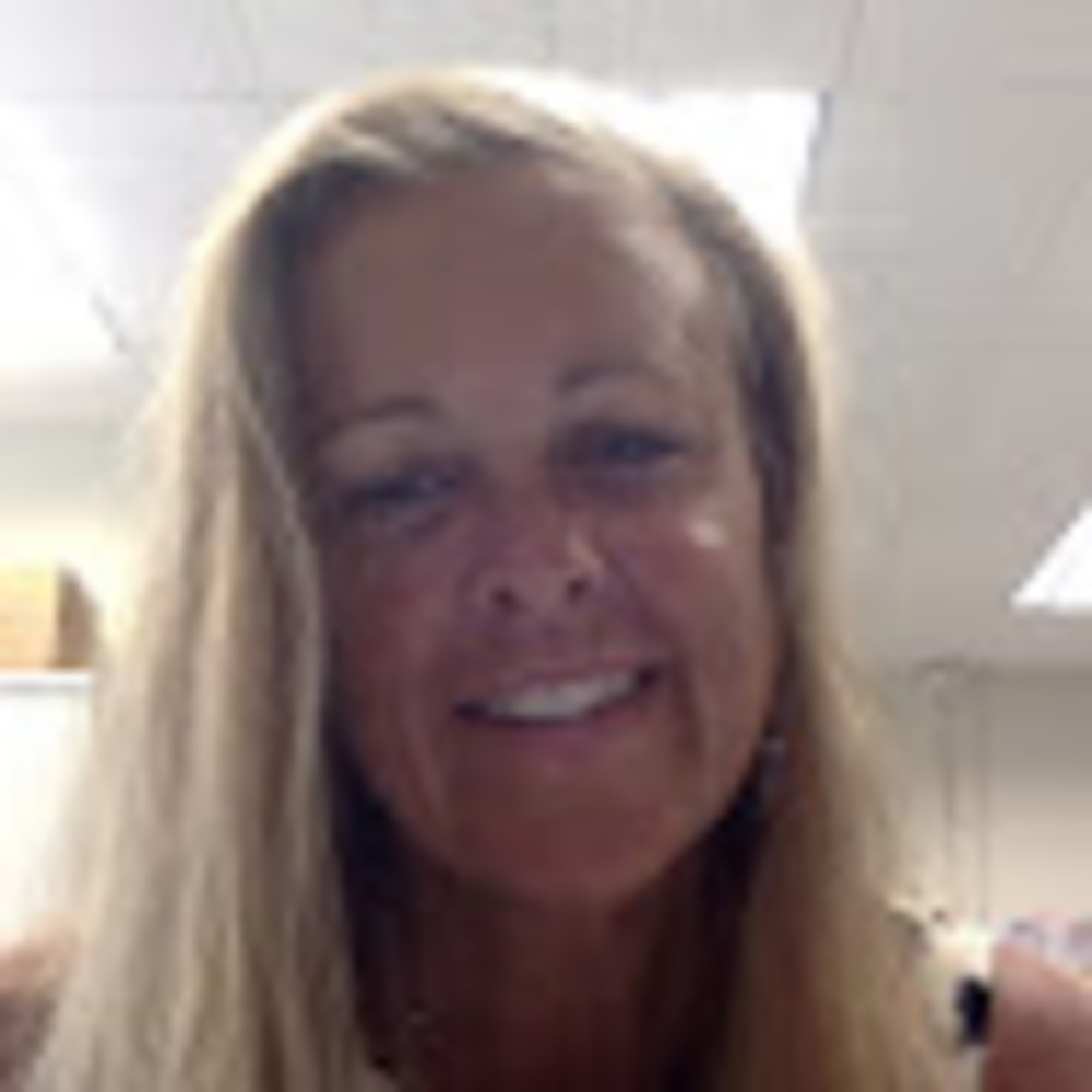 Meet your Posher, Andrea